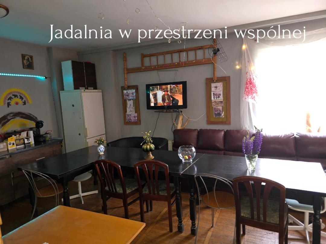 Hostel Apollo Zabkowice Slaskie Exteriör bild
